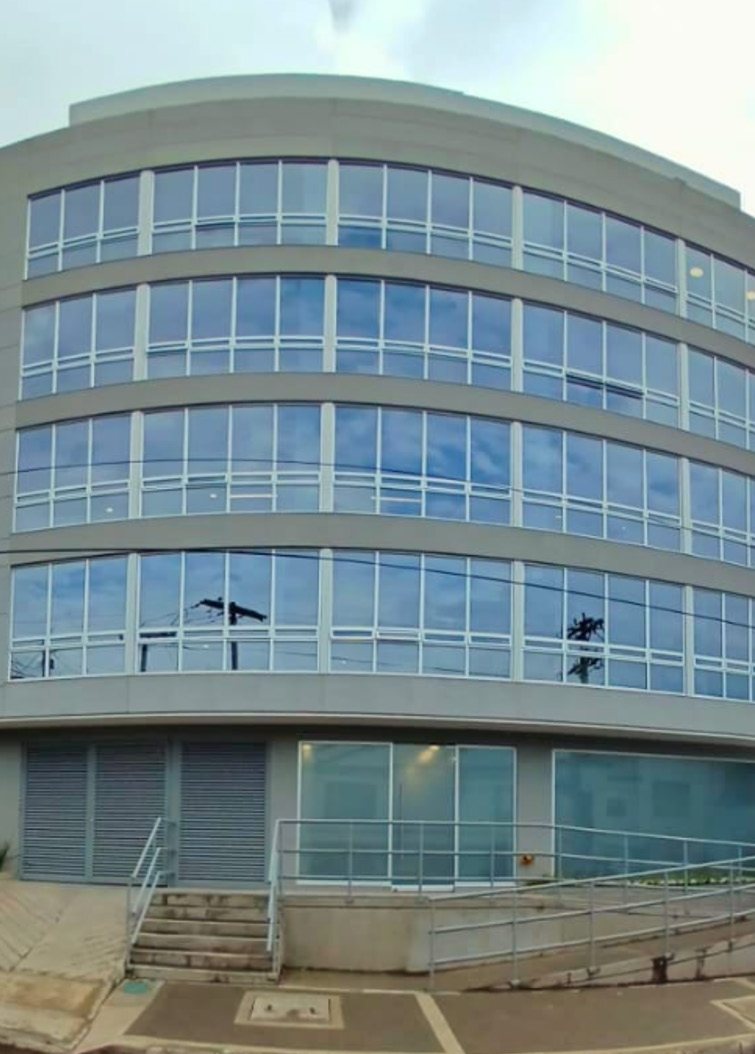 Ampliación Instituto Cancerológico Carlos Ardila Lulle ICCAL fachada - AE Proyectos